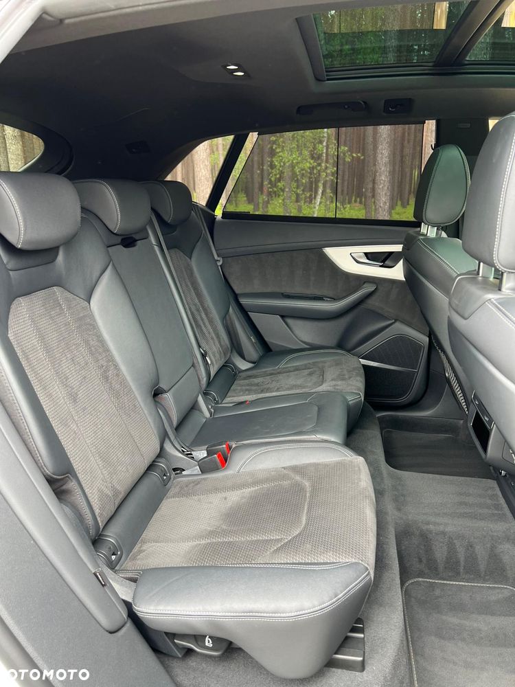 Audi SQ8 - 15