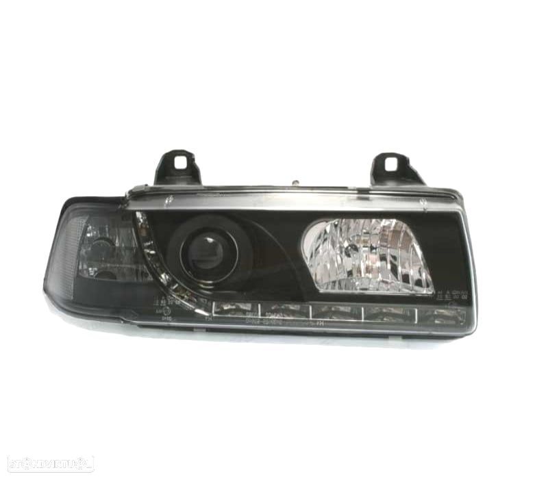 FARÓIS FRONTAIS LUZ DIURNA LED BMW SERIE 3 E36 COUPE + CABRIO FUNDO PRETO - 4