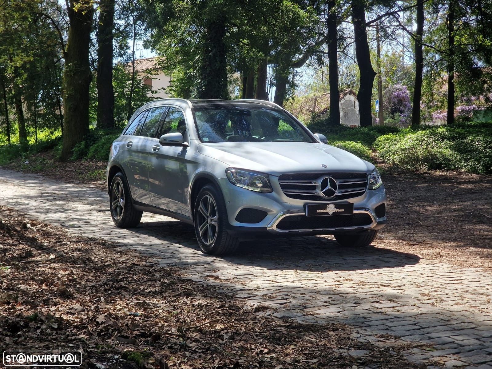 Mercedes-Benz GLC 220 d 4Matic 9G-TRONIC AMG Line - 1