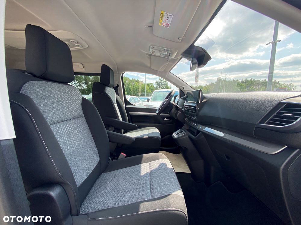 Toyota Proace Verso 2.2 D4-D Long Family - 28