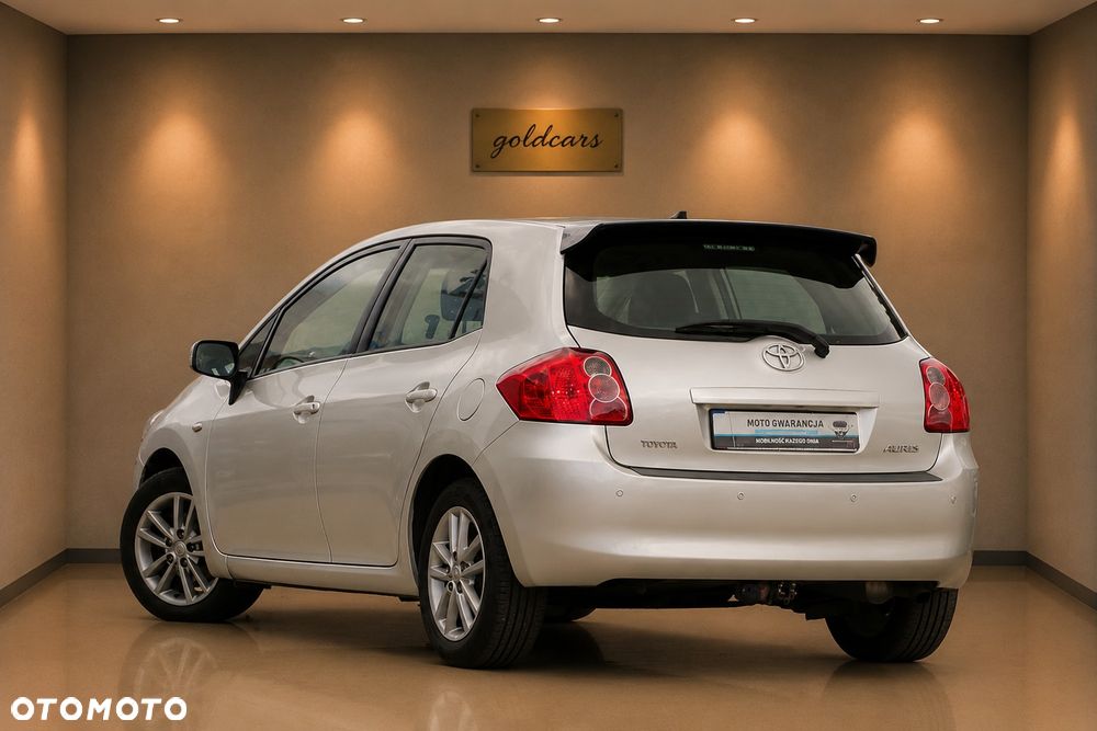 Toyota Auris 1.6 Luna - 4