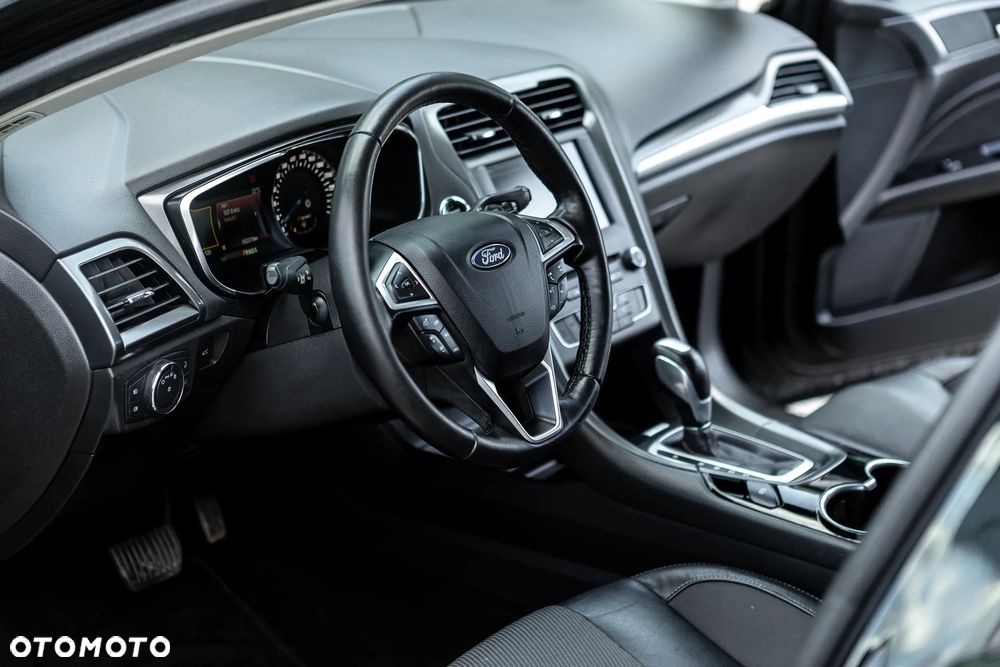 Ford Mondeo - 18