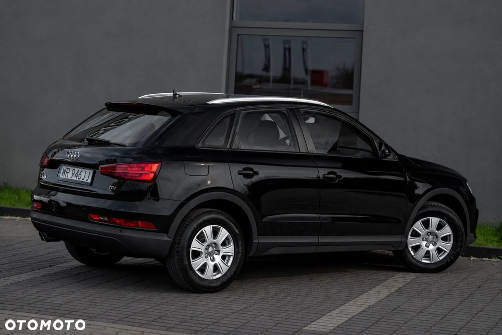 Audi Q3 2.0 TDI Design - 12
