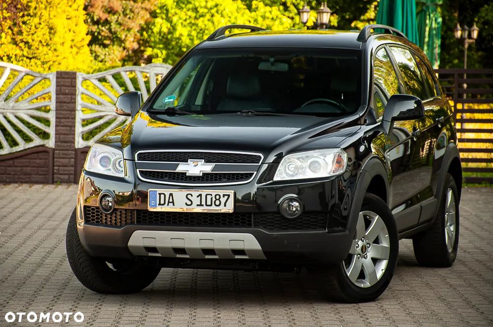 Chevrolet Captiva 2.4 2WD 7 Sitzer LS Family Edition - 1