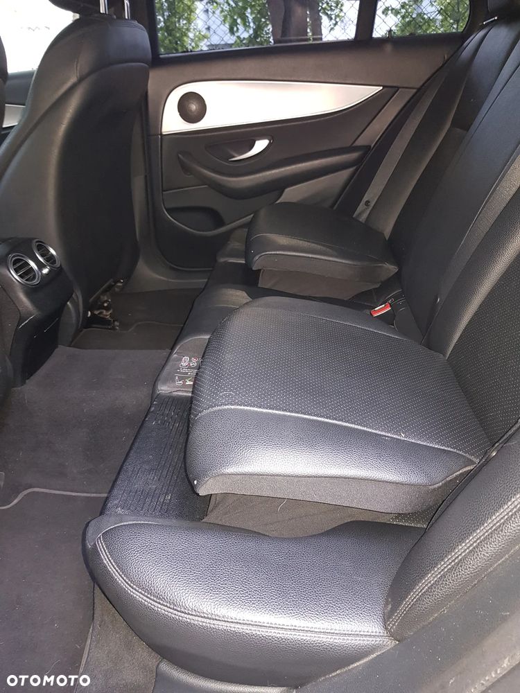 Mercedes-Benz Klasa E 200 d 9G-TRONIC Exclusive - 17