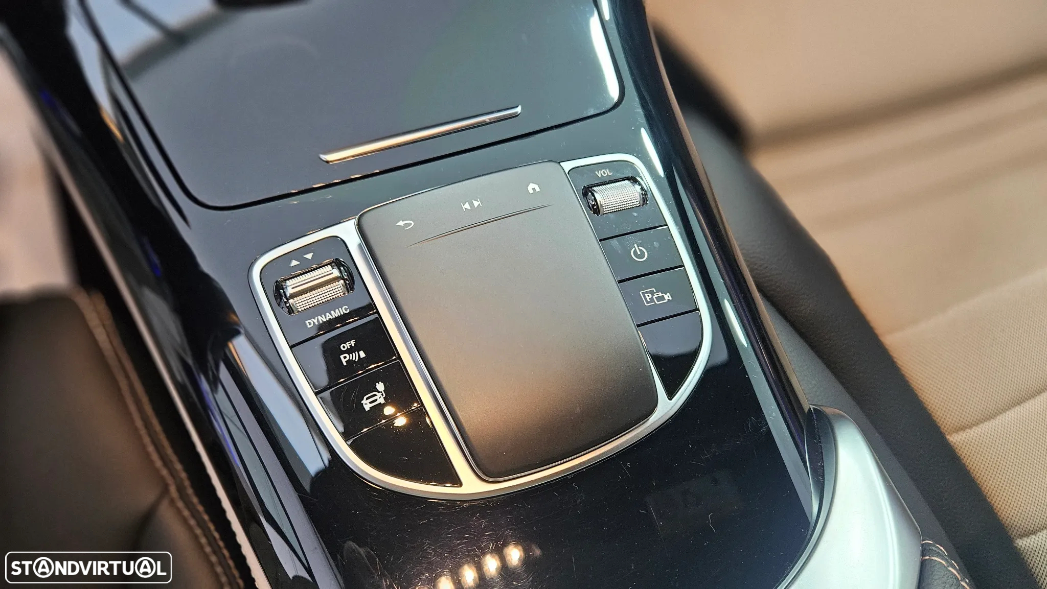 Mercedes-Benz EQC 400 4Matic - 16