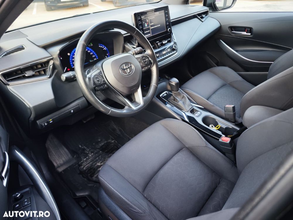 Toyota Corolla 2.0 HSD Dynamic interior Negru - 14