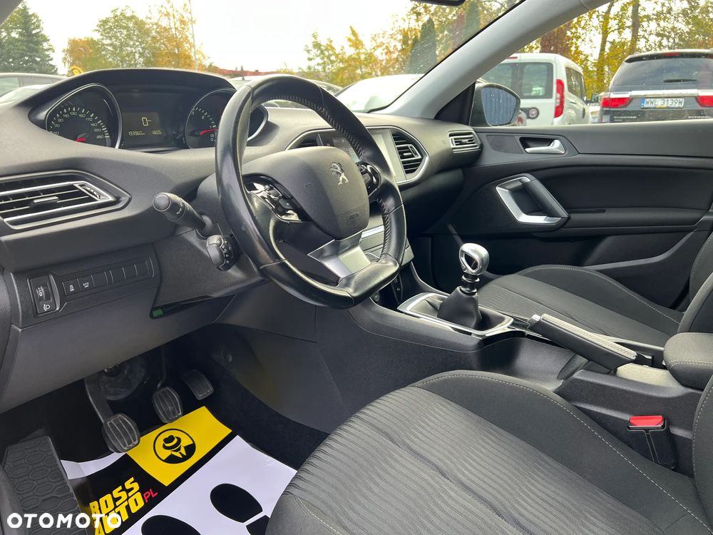 Peugeot 308 1.6 BlueHDi Allure S&S - 11