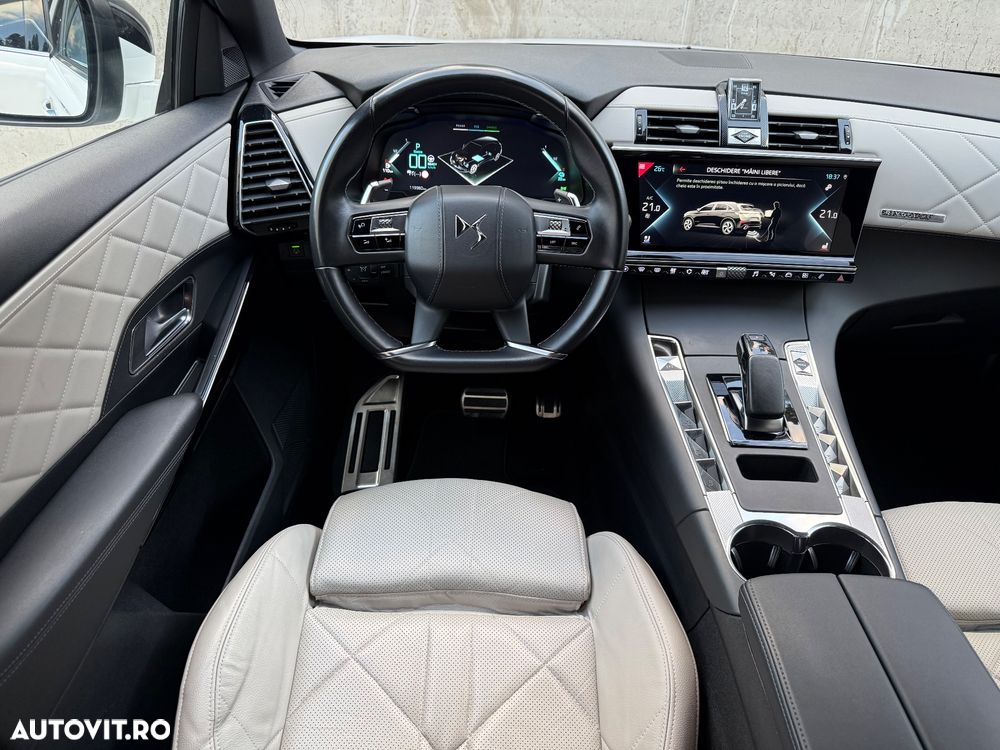 DS Automobiles DS 7 Crossback 4x4 300 RIVOLI - 26