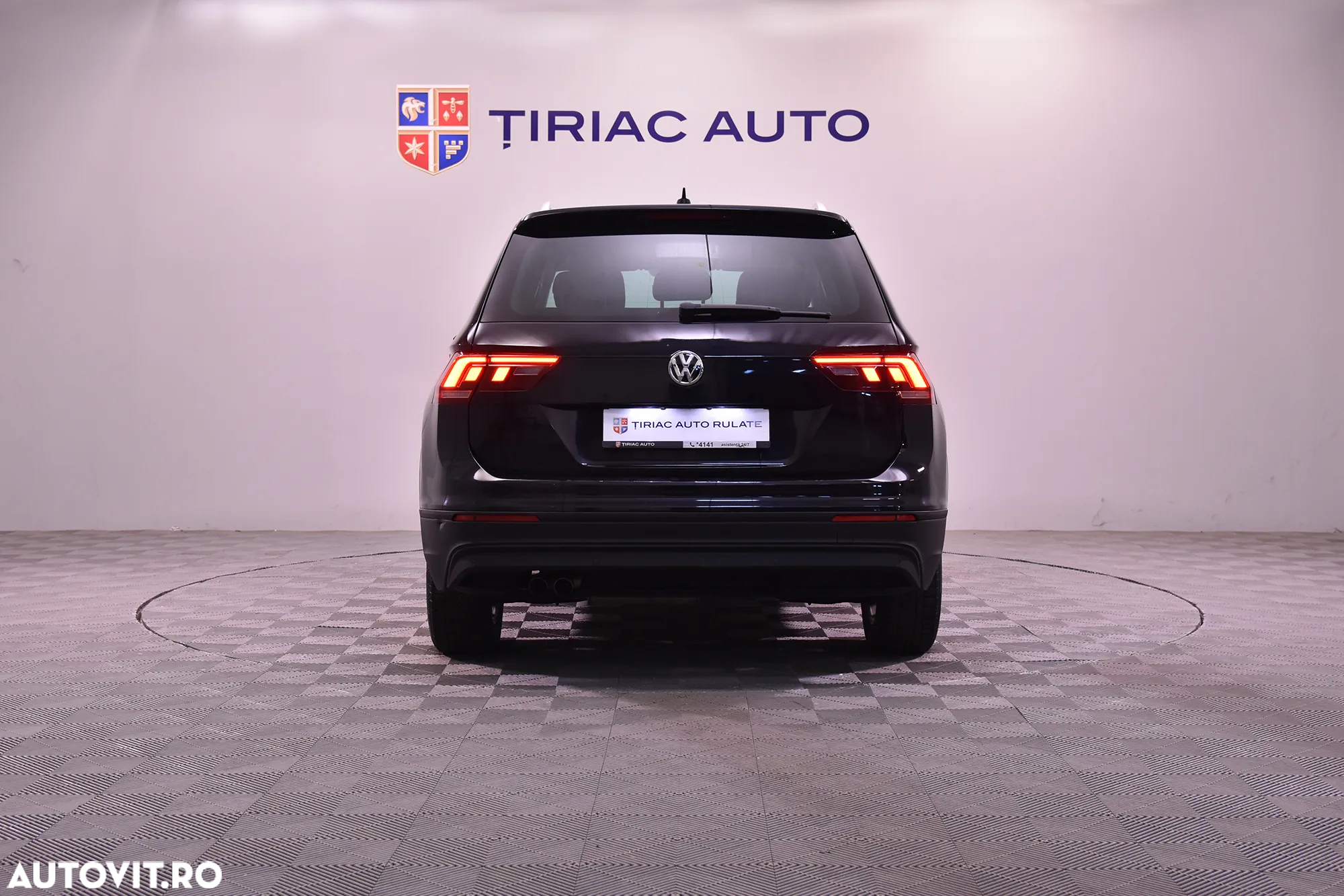 Volkswagen Tiguan 2.0 TDI 4Mot DSG Highline - 4