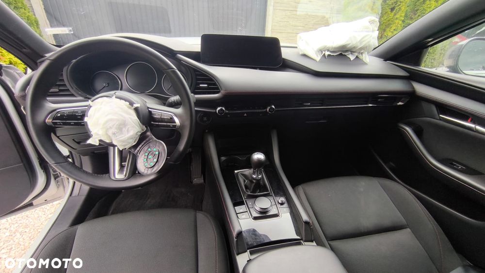 Mazda 3 - 11