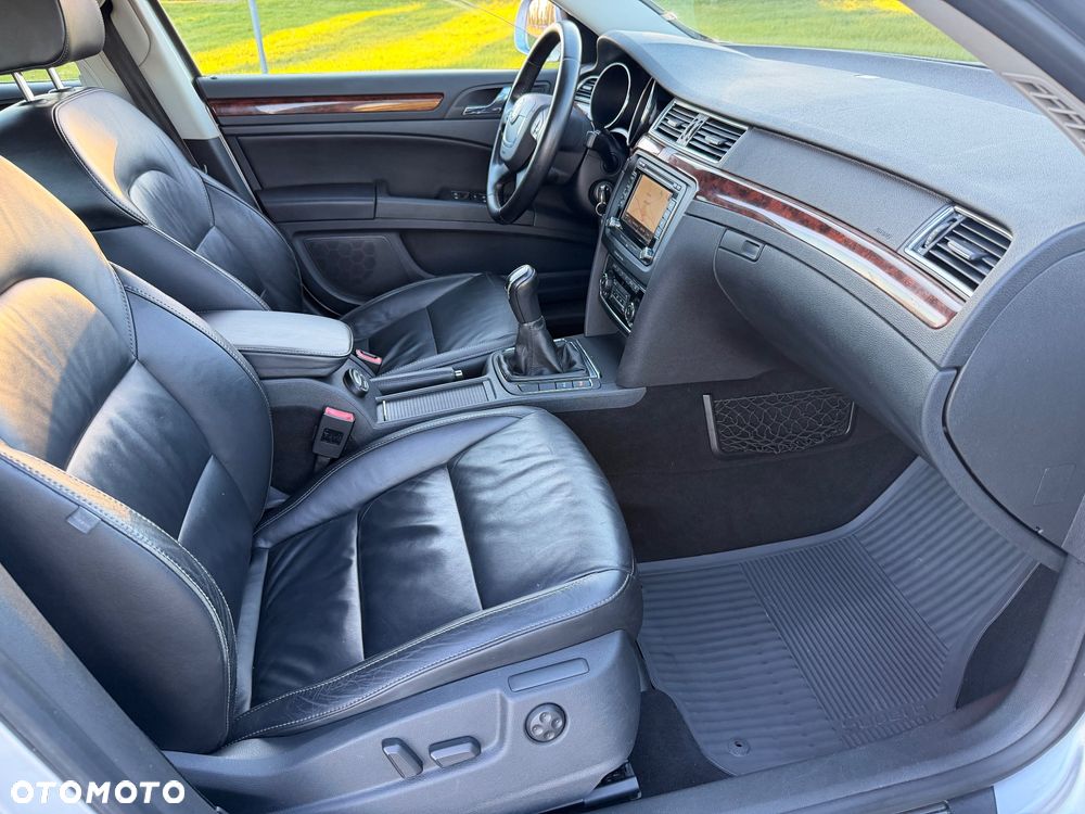 Skoda Superb 1.8 TSI Platinum - 28