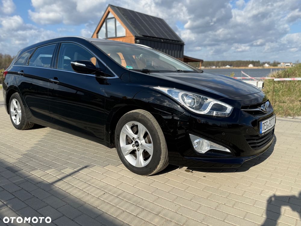 Hyundai i40 i40cw 1.7 CRDi Fifa World Cup Edition - 16