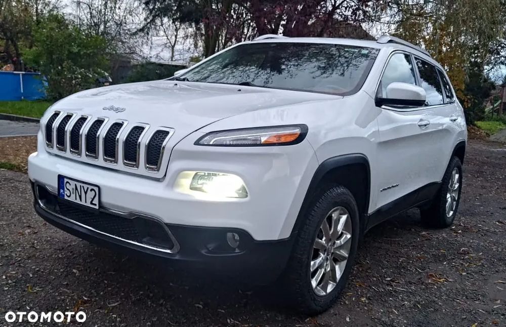 Jeep Cherokee - 1