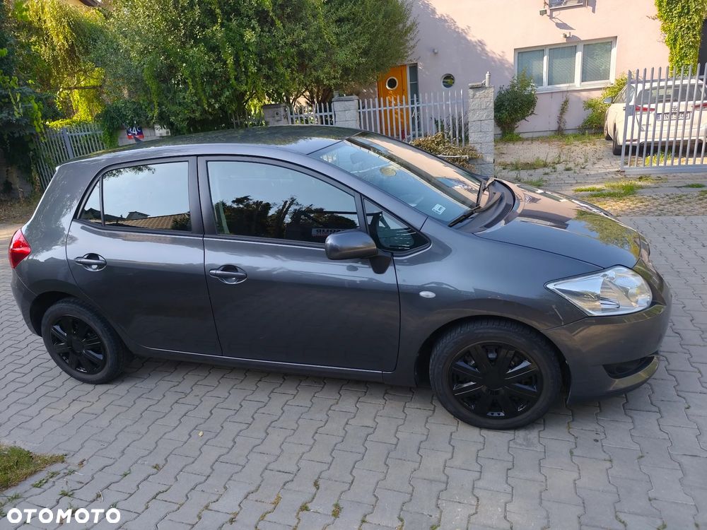 Toyota Auris 1.4 D-4D Luna - 3