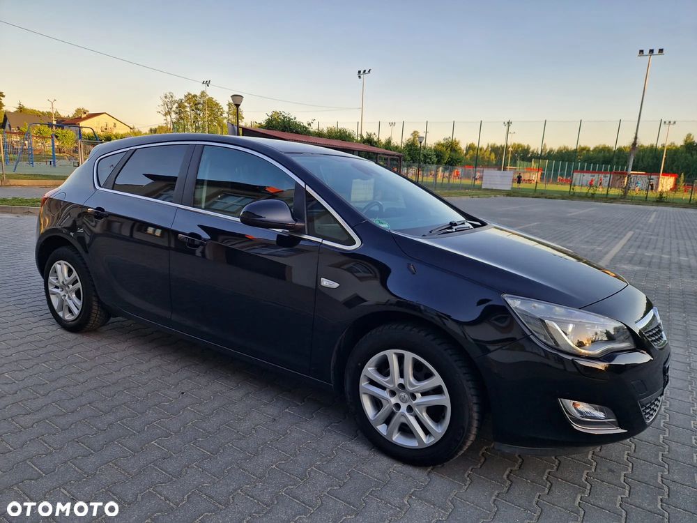 Opel Astra 1.4 T Cosmo S&S - 1