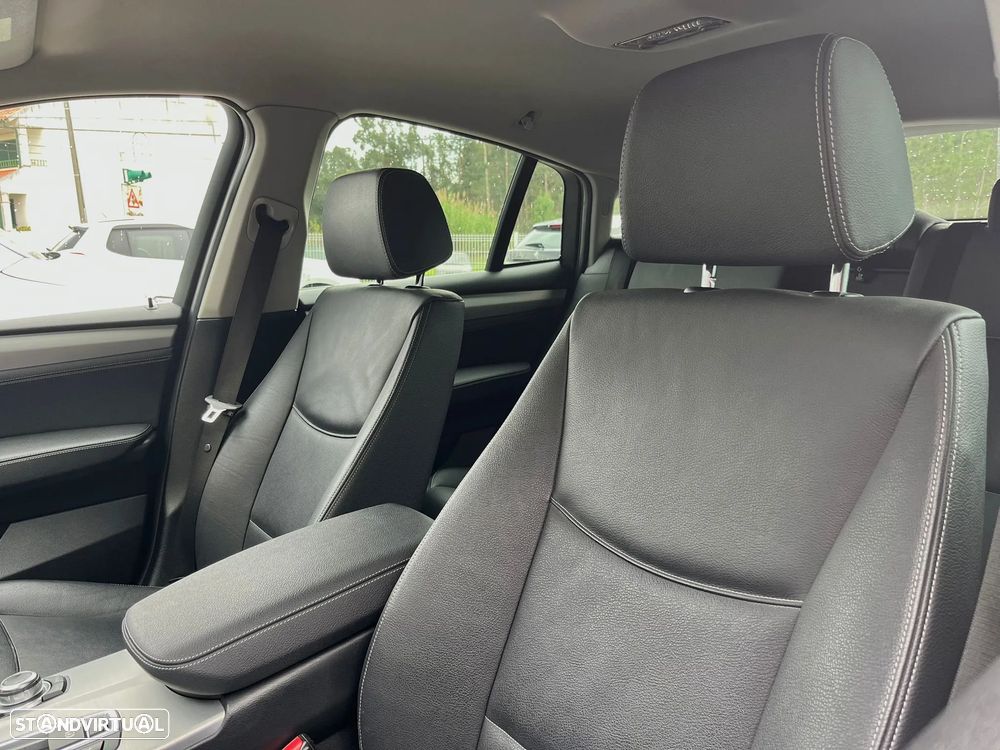 BMW X4 20 d xDrive XLine Auto - 14