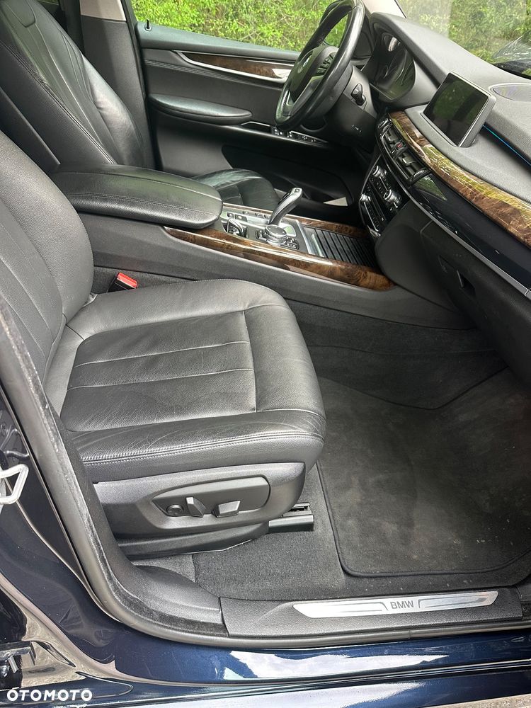 BMW X5 xDrive35i - 11
