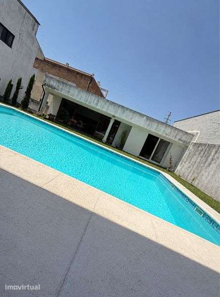 Moradia T5 com piscina - Grande imagem: 5/6