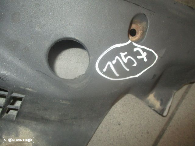 Grelha Friso 668620F000 NISSAN TERRANO 2 1994 2.7TD FRENTE NISSAN TERRANO 2 1997 2.7TDI 125CV 5P VERDE FRENTE TORPEDO - 2