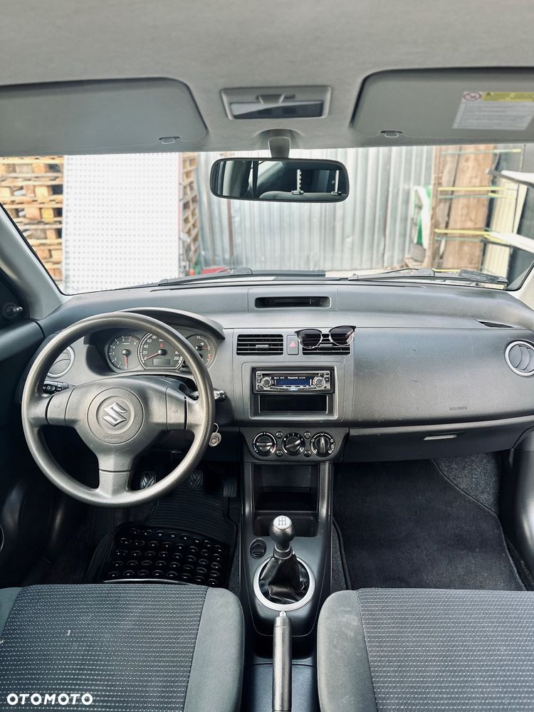 Suzuki Swift 1.3 Comfort+ - 10