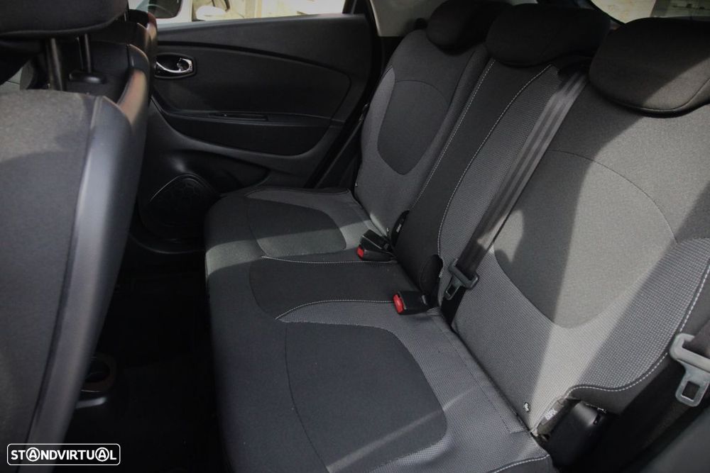 Renault Captur 1.2 TCe Initiale Paris EDC - 18