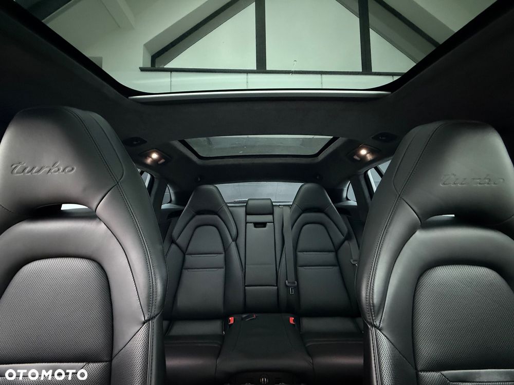 Porsche Panamera Turbo - 4