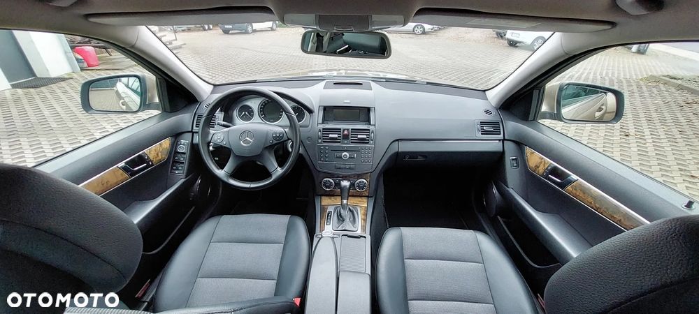 Mercedes-Benz Klasa C - 28