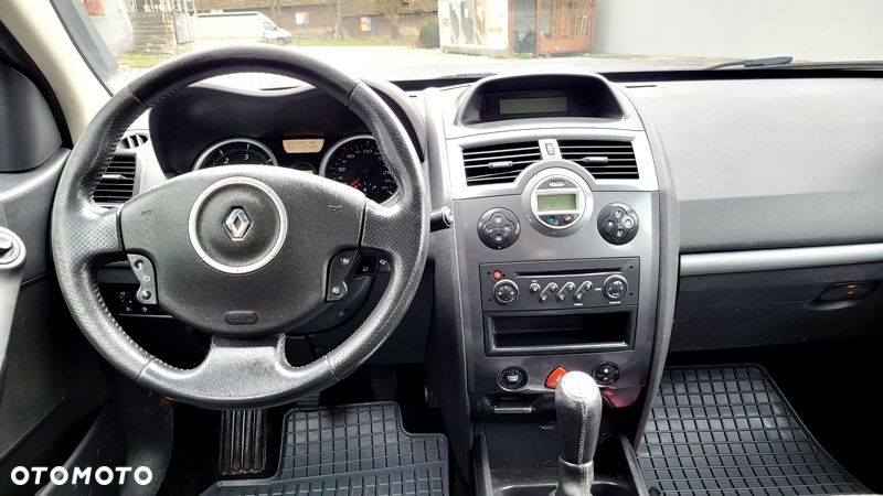 Renault Megane 1.5 dCi Authentique - 9