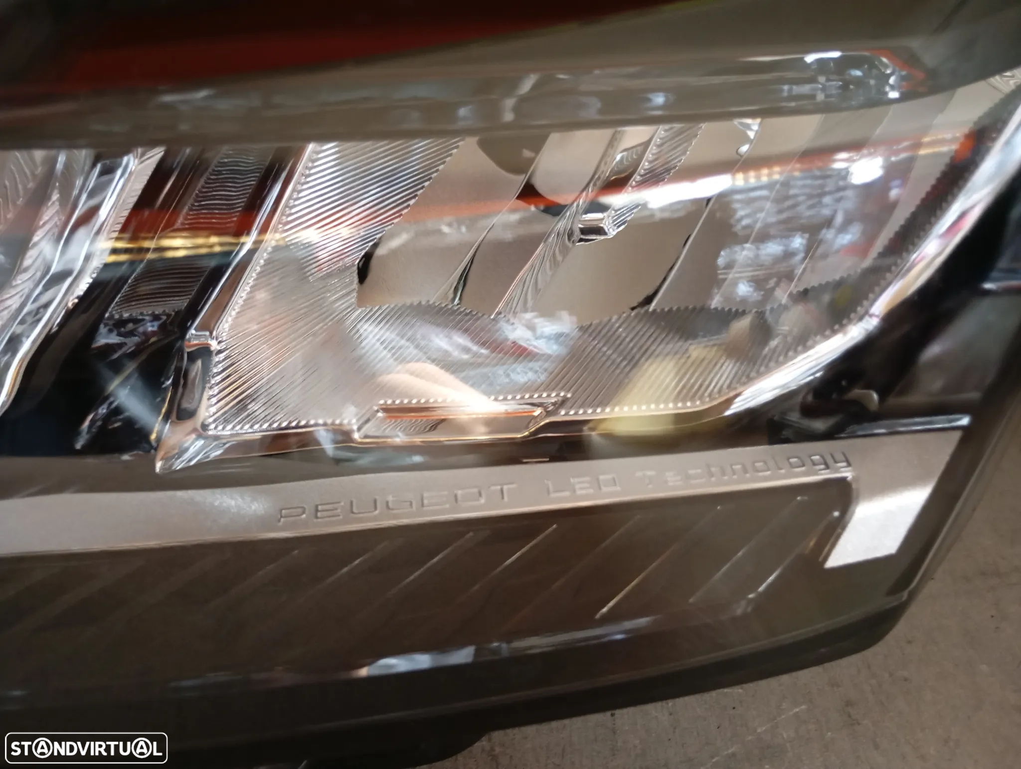PEUGEOT 308 III FAROL LED ESQUERDO - FF574 - 10