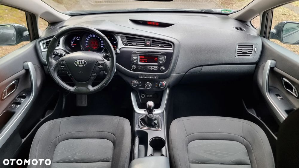 Kia Ceed 1.4 Smart Plus - 26