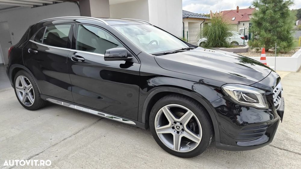 Mercedes-Benz GLA - 4