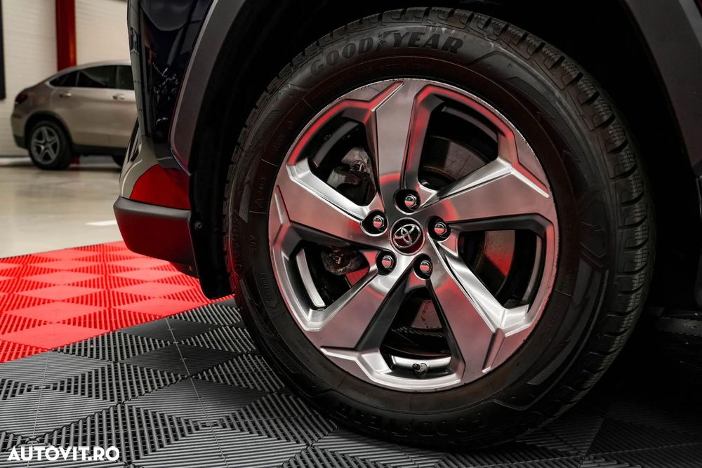 Toyota RAV4 2.0P CVT AWD Luxury - 28