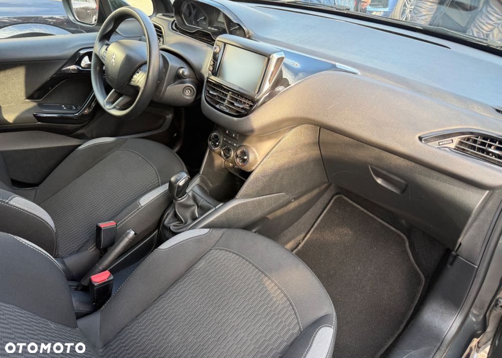 Peugeot 208 PureTech 68 Active - 8