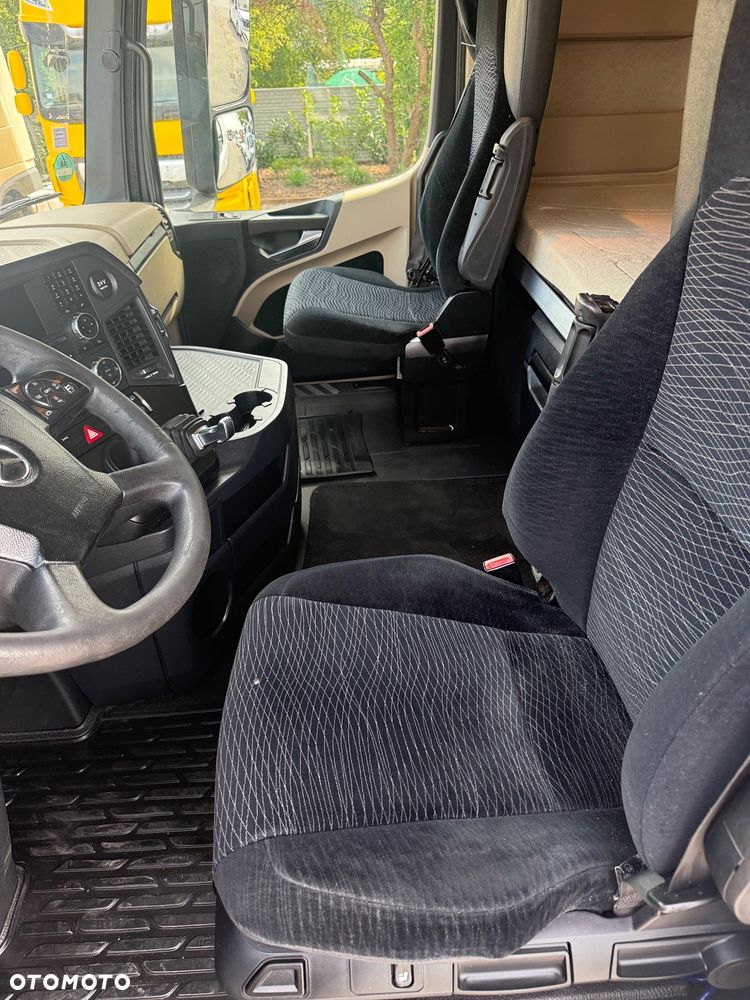 Mercedes-Benz Actros 1842 - 14