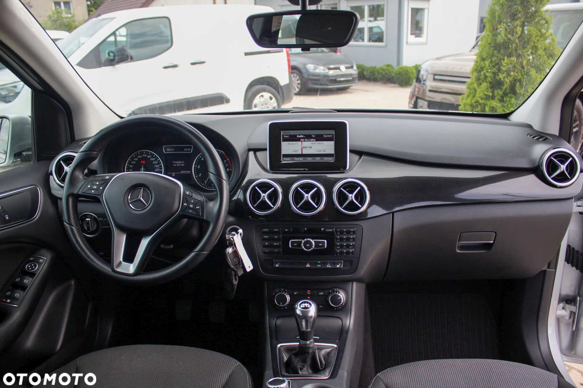 Mercedes-Benz Klasa B 180 (BlueEFFICIENCY) - 12