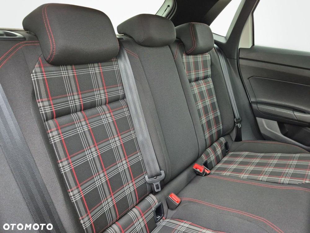 Volkswagen Polo 2.0 TSI GTI DSG - 14