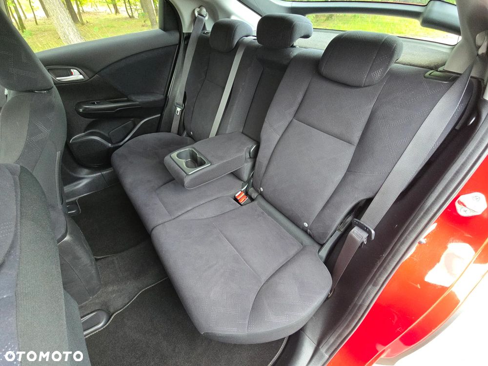 Honda Civic 1.4 i-VTEC S 40 Jahre Edition - 35
