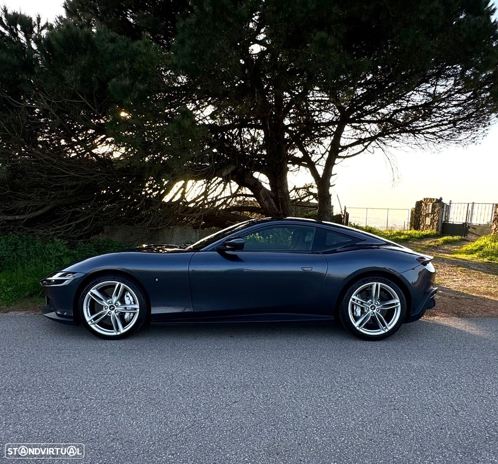 Ferrari Roma 3.9 Twin-Turbo V8 - 9