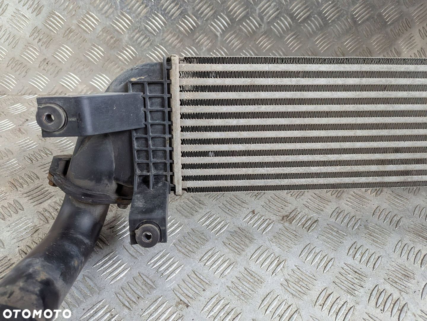 Mitsubishi L200 V Triton 19-23 2.2 DI-D Chłodnica powietrza intercooler - 9