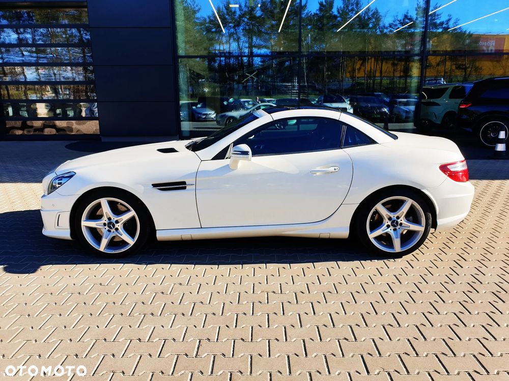 Mercedes-Benz SLK 250 (BlueEFFICIENCY) 7G-TRONIC - 26
