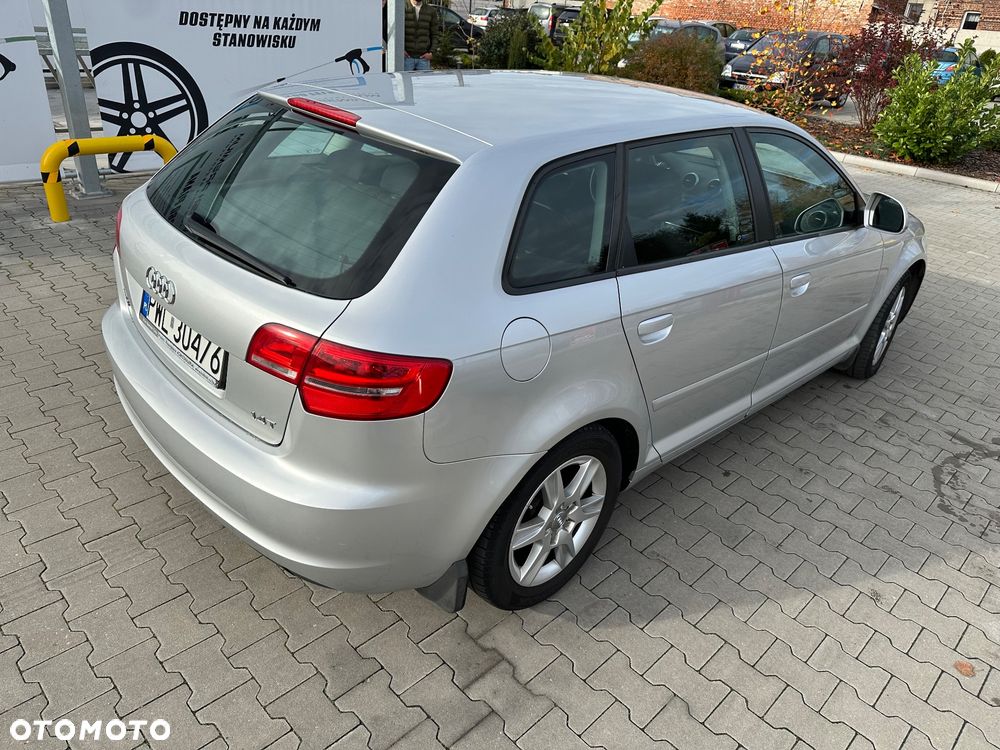 Audi A3 Sportback - 8