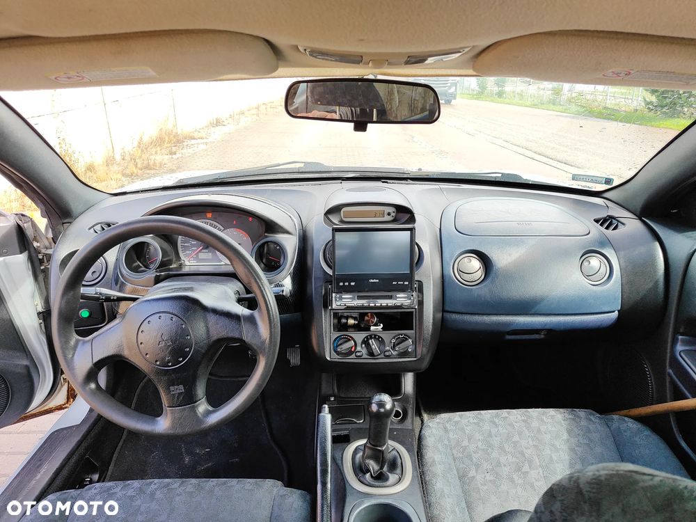 Mitsubishi Eclipse 2.4 GS - 11