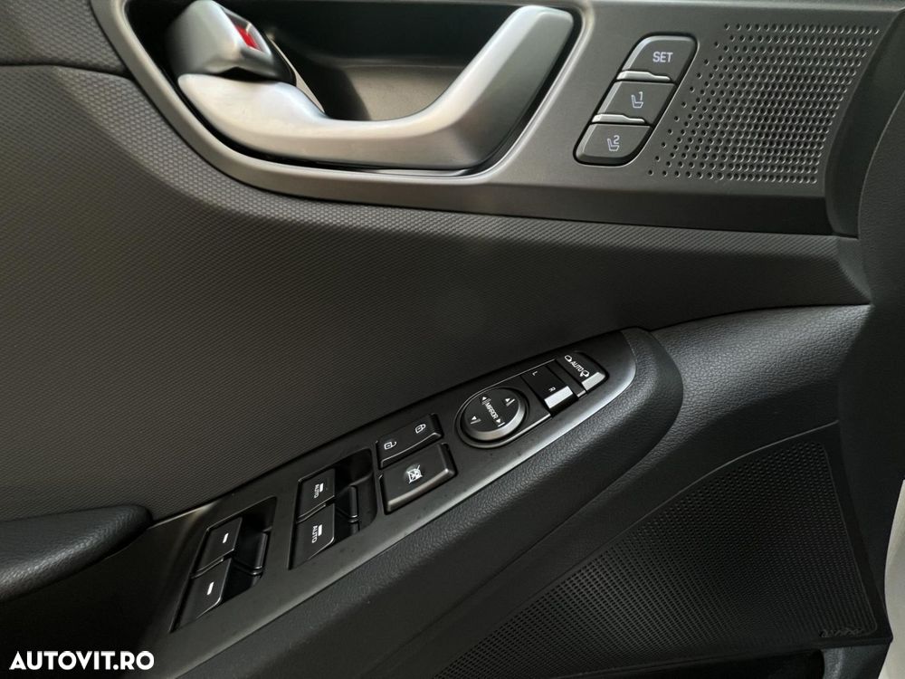 Hyundai IONIQ 1.6 141CP Exclusive - 24