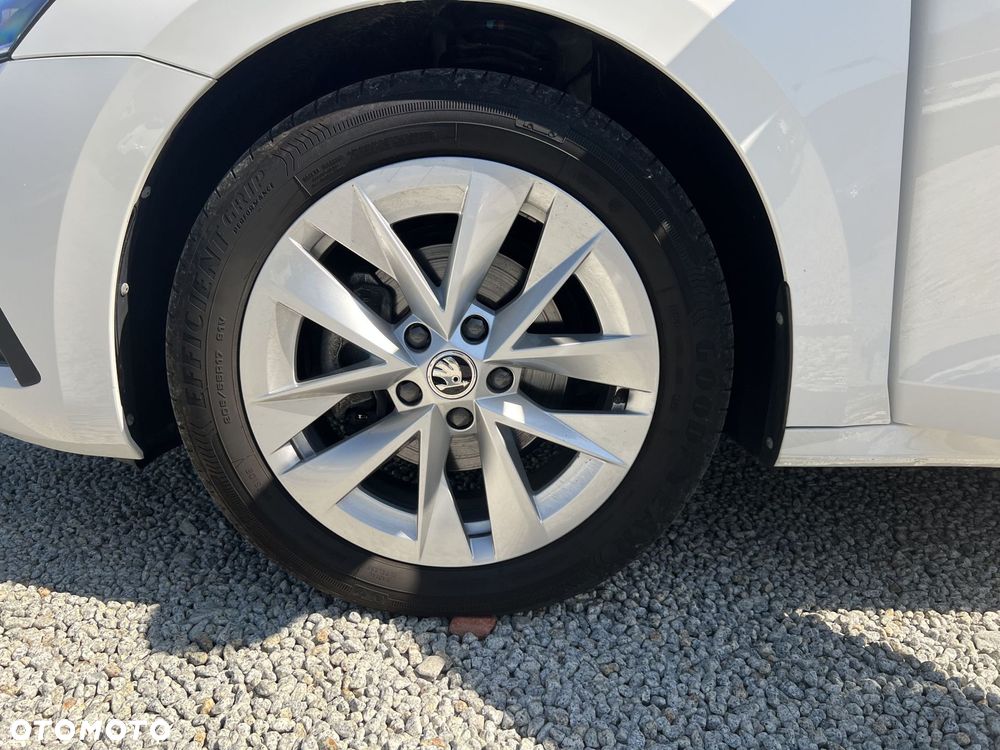 Skoda Octavia 2.0 TDI Ambition - 19
