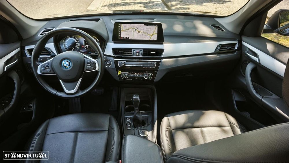 BMW X1 25 e xDrive Corporate Edition - 43