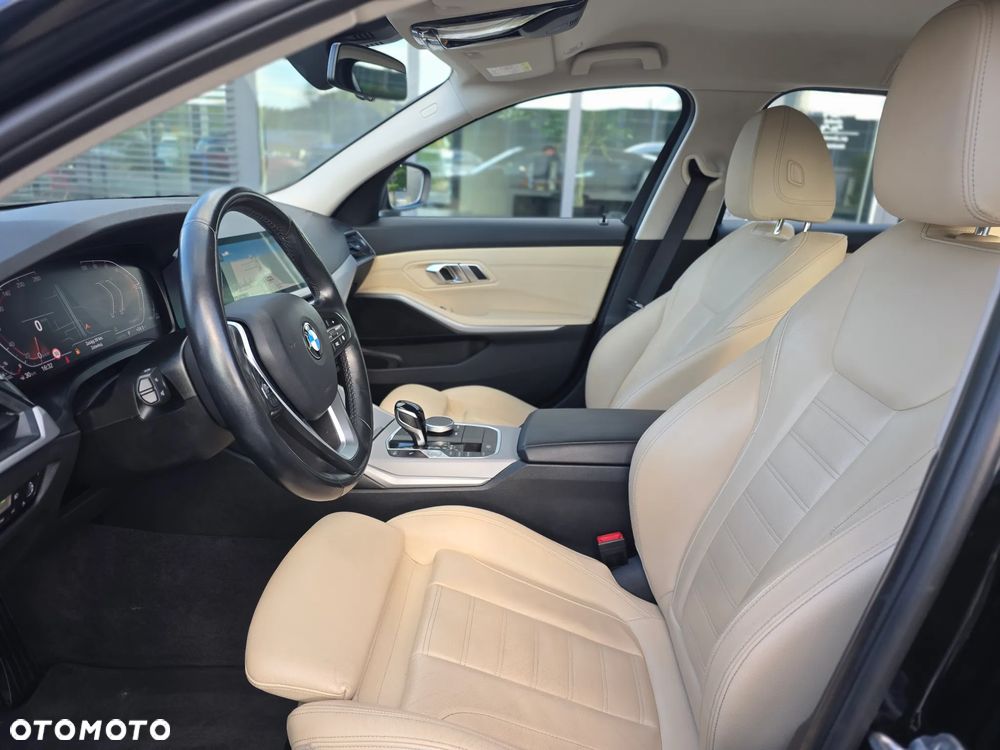 BMW Seria 3 - 21