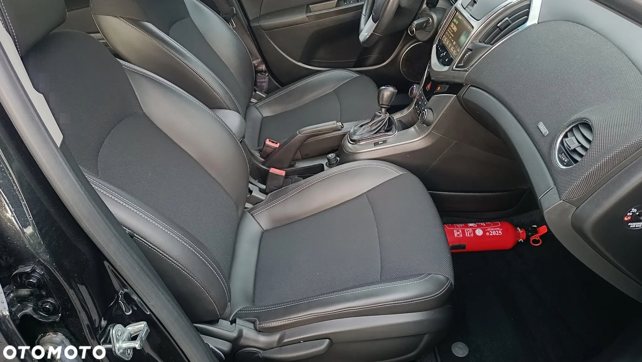 Chevrolet Cruze - 15