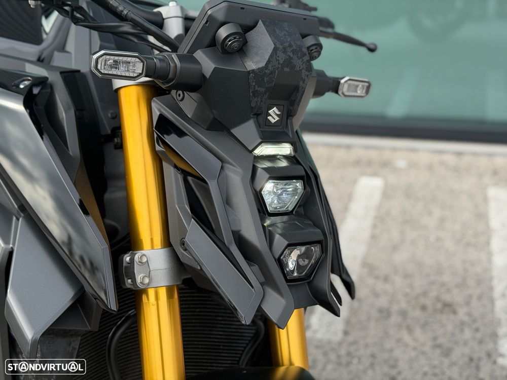 Suzuki GSX - S 1000 Arrow - 5