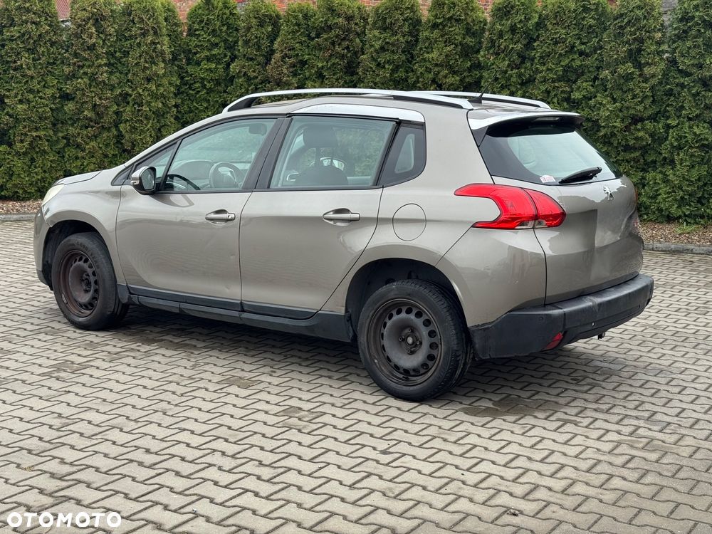 Peugeot 2008 PureTech 82 Style - 6